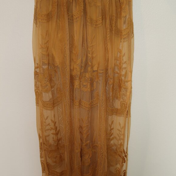 Wild Honey Lace Maxi Dress - Picture 7 of 9